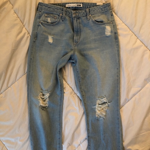 Lovers and friends jeans from revolve - Picture 3 of 6